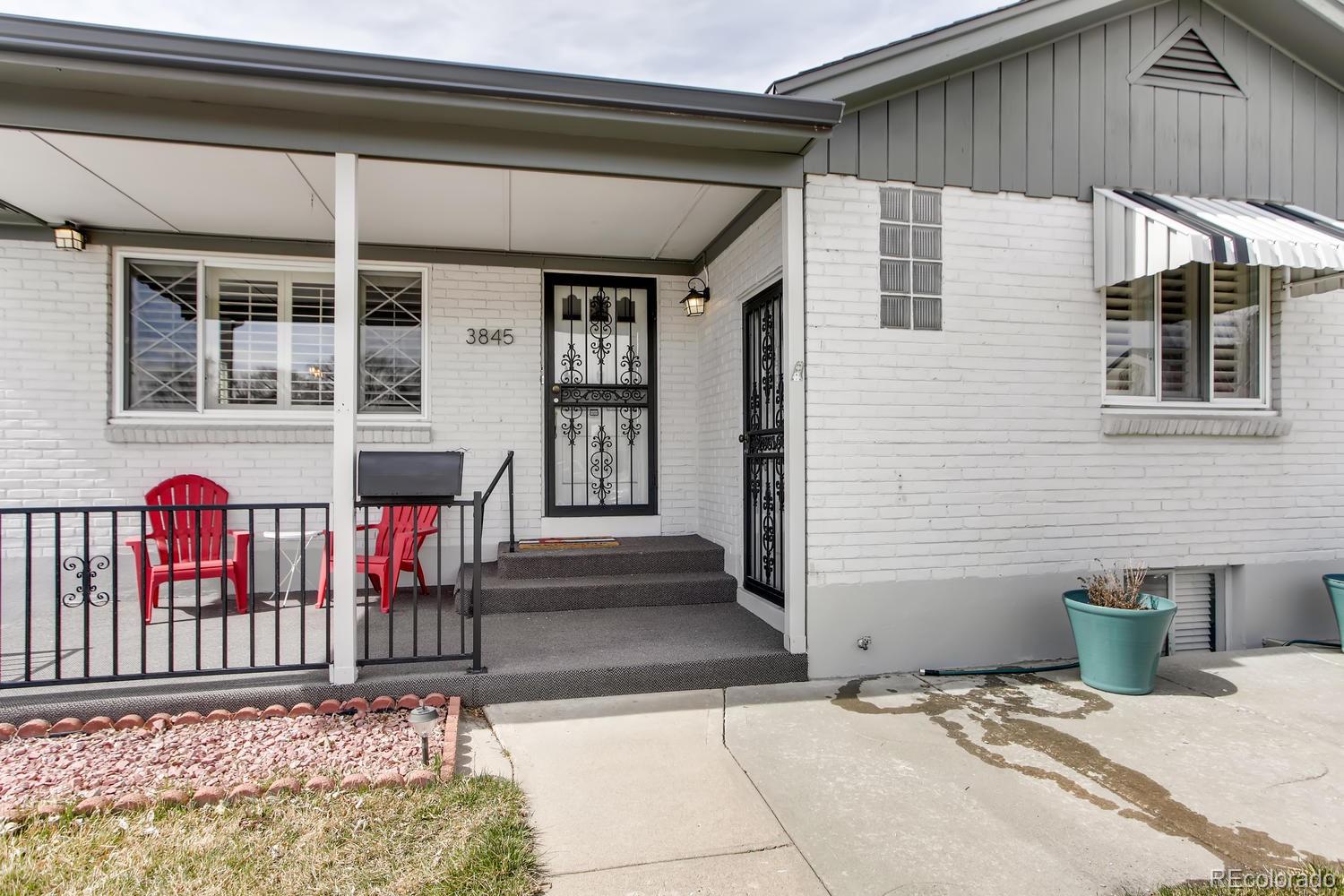 3845 Pierce Street Wheat Ridge, CO 80033 - Photo 2 of 27