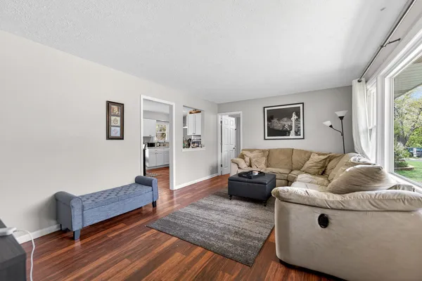 $2,500 | 33356 North Sears Boulevard, Grayslake, IL 60030