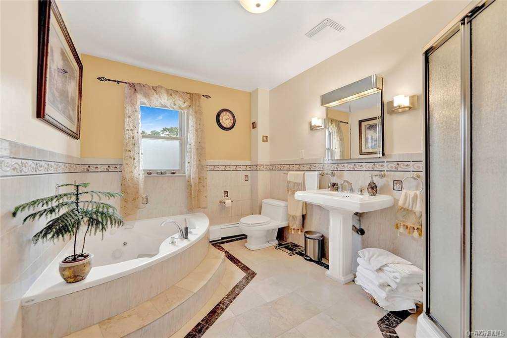 47-27 161 Street Queens, NY 11358 - Photo 14 of 16