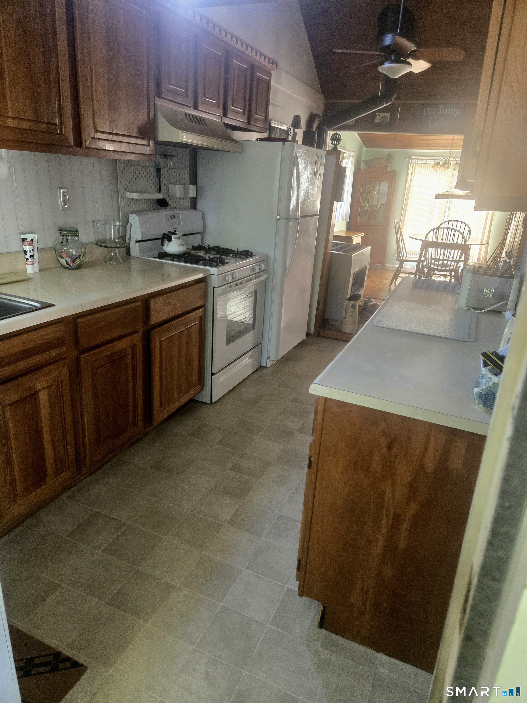 12 Loyola Rd Extension Woodstock, CT 06281 - Photo 5 of 27