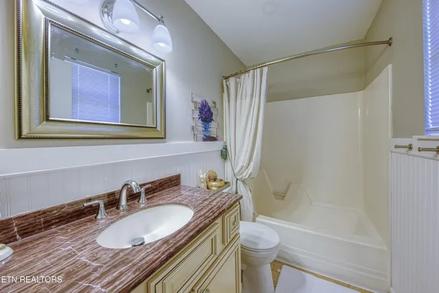 $400,000 | 8837 Flintlock Road, Knoxville, TN 37931