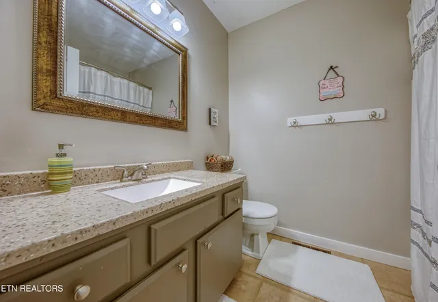 $400,000 | 8837 Flintlock Road, Knoxville, TN 37931