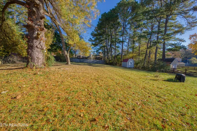 $400,000 | 8837 Flintlock Road, Knoxville, TN 37931