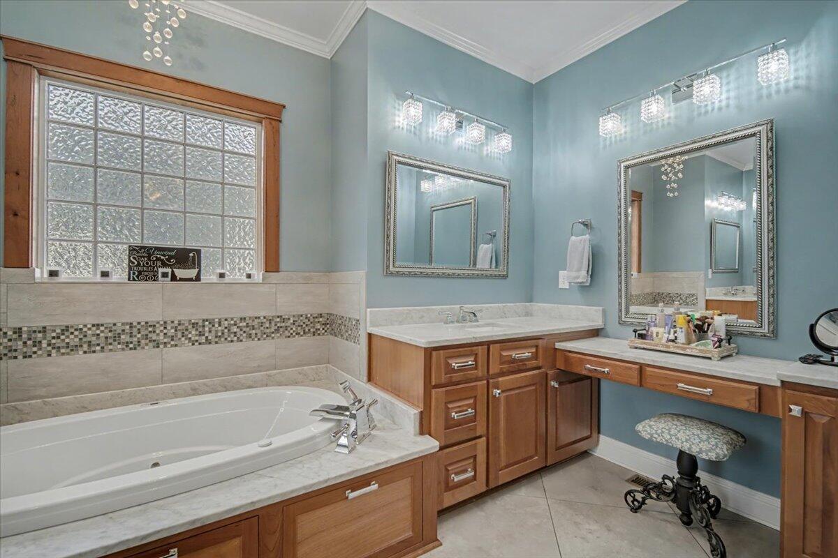 3687 Princess Pond Road Summerton, SC 29148 - Photo 30 of 80 Her vanity
