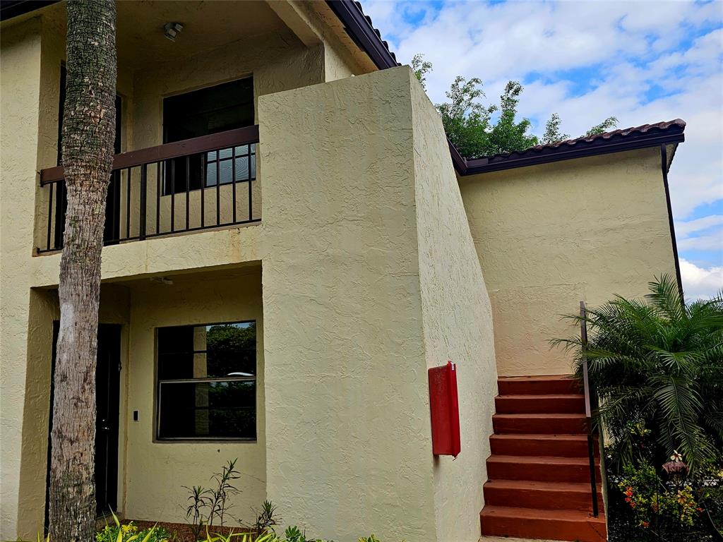 21827 Arriba Real, Unit L Boca Raton, FL 33433 - Photo 4 of 36