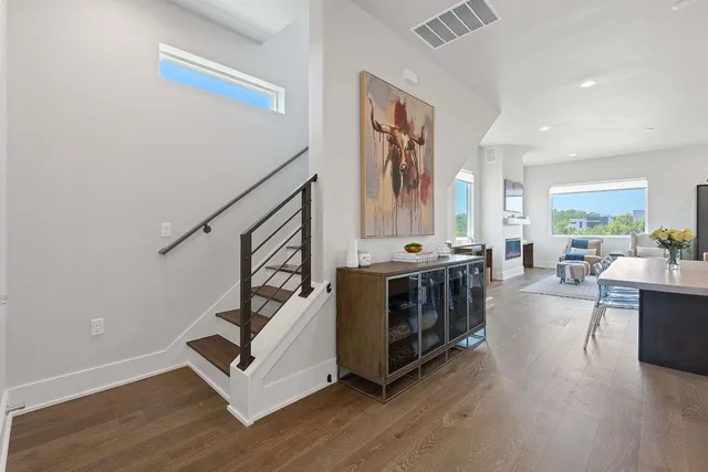 $775,000 | 7905 Floracita Lane, Austin, TX 78735