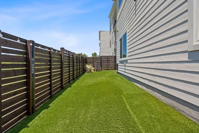 $775,000 | 7905 Floracita Lane, Austin, TX 78735