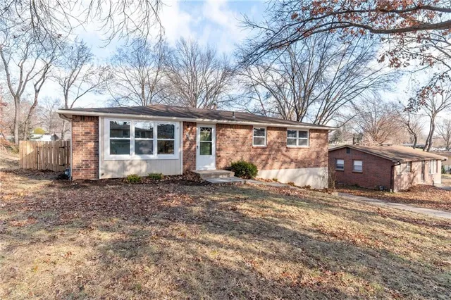 $248,000 | 4402 Northwest 50th Street, Kansas City, MO 64151
