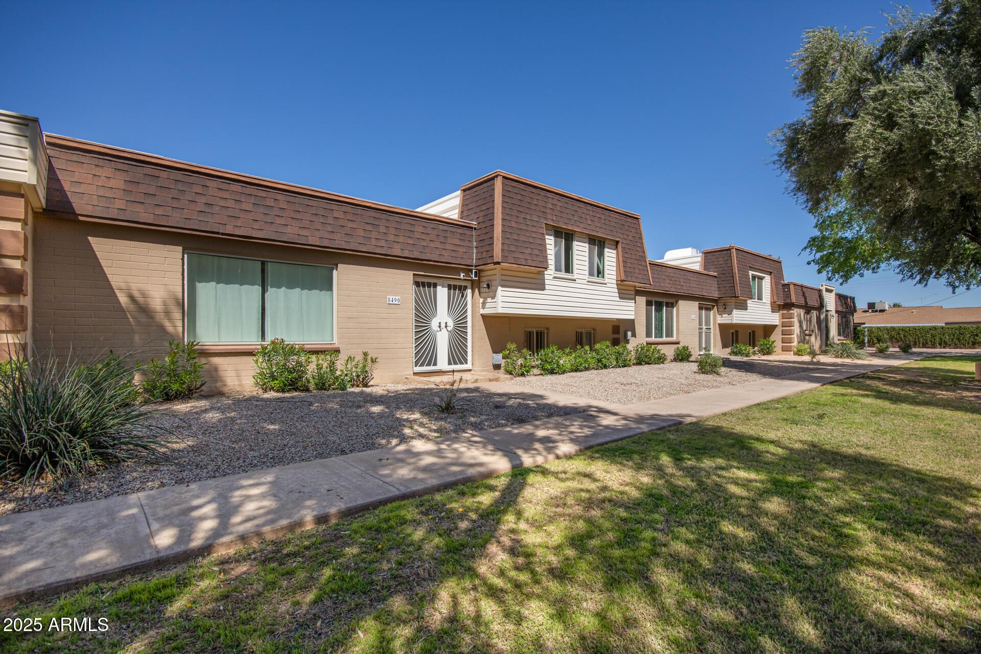 8490 East Chaparral Road Scottsdale, AZ 85250 - Photo 2 of 27 Photo #2