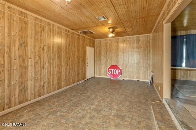 103 Houssiere Road Jennings, LA 70546 - Photo 4 of 20 5