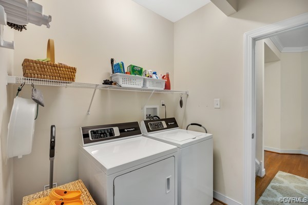 601 Carldan Road Richmond, VA 23227 - Photo 23 of 43 Laundry room / Mud Room separates the garage from