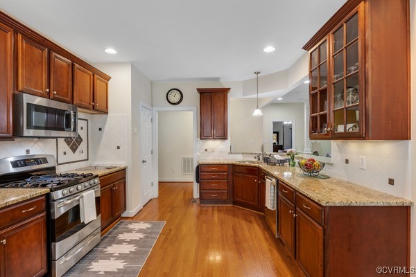 601 Carldan Road Richmond, VA 23227 - Photo 8 of 43 Kitchen featuring stainless steel appliances, tast