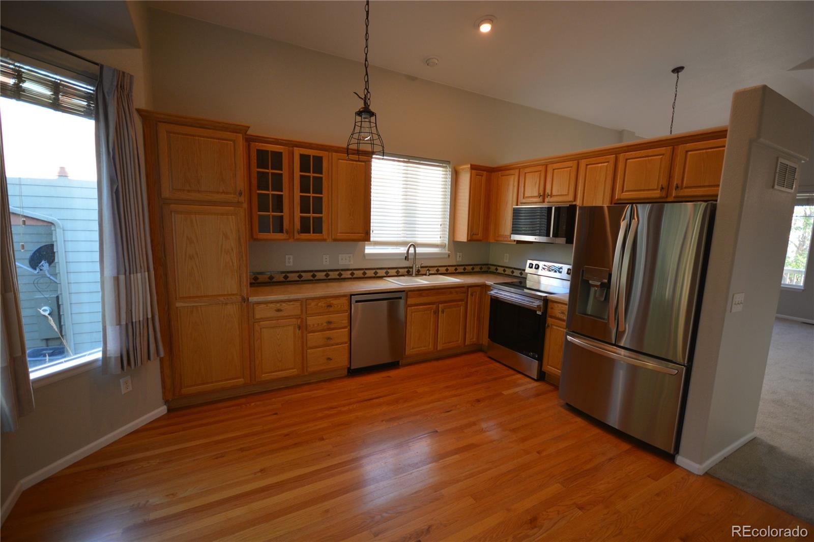 10930 Brooklawn Road Highlands Ranch, CO 80130 - Photo 9 of 33