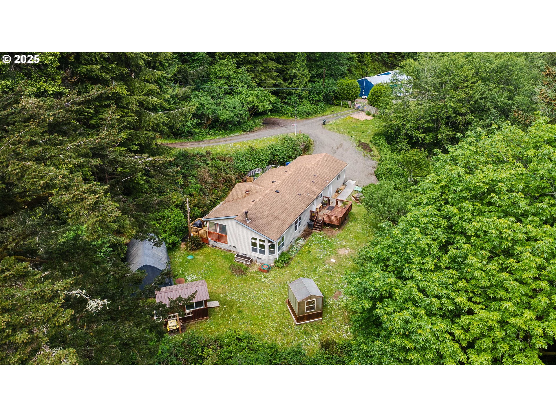 63301 Adirondack Road Coos Bay, OR 97420 - Photo 1 of 30 Gallery Image 1
