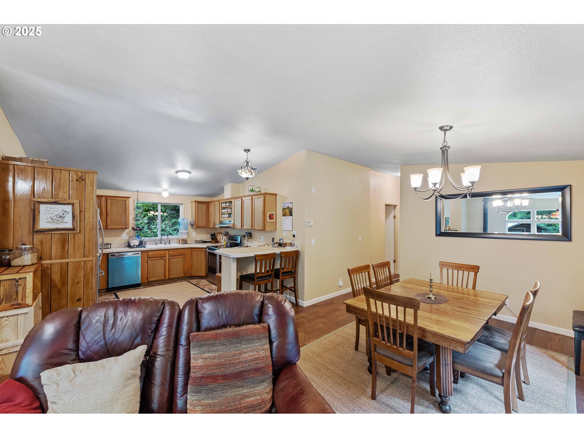 63301 Adirondack Road Coos Bay, OR 97420 - Photo 12 of 30 Gallery Image 12