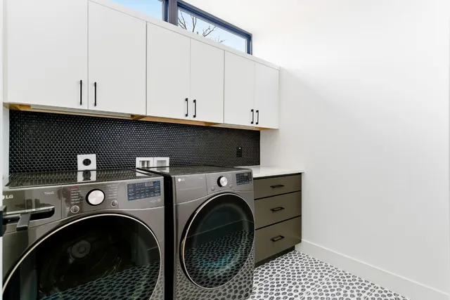 $1,194,000 | 4613 Bolm Road, Austin, TX 78702