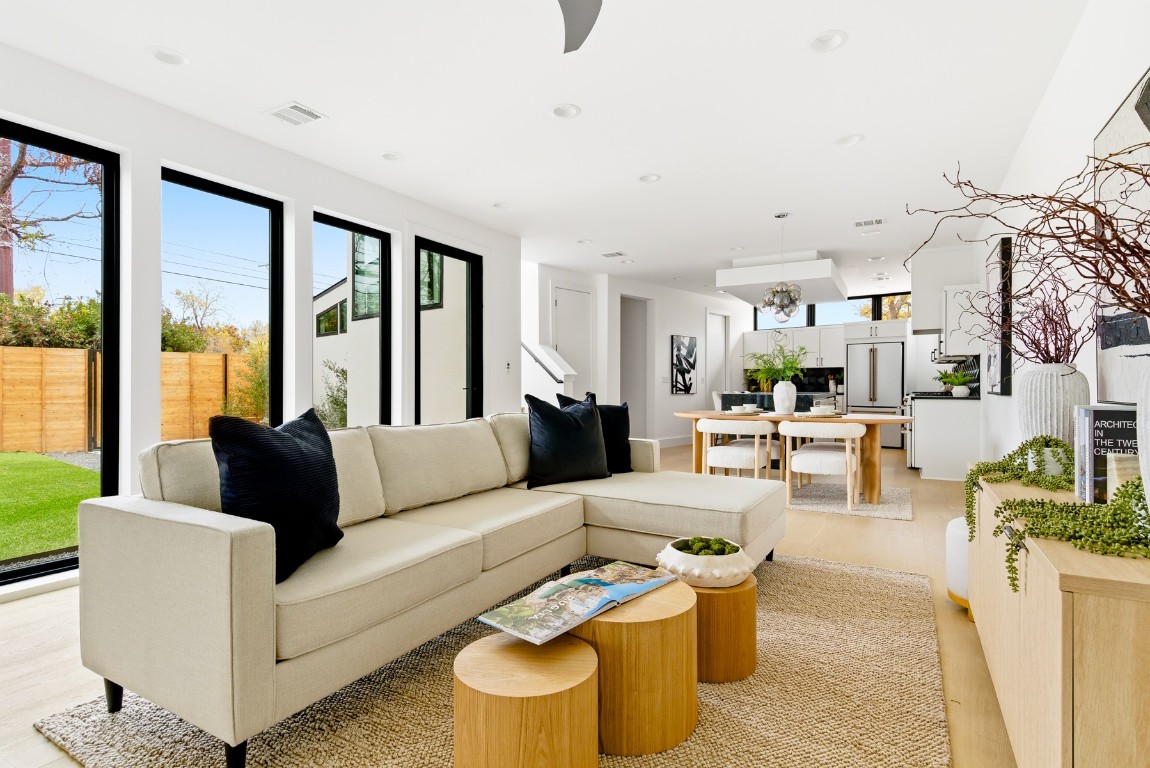 4613 Bolm Road Austin, TX 78702 - Photo 6 of 40 Living room featuring recessed lighting