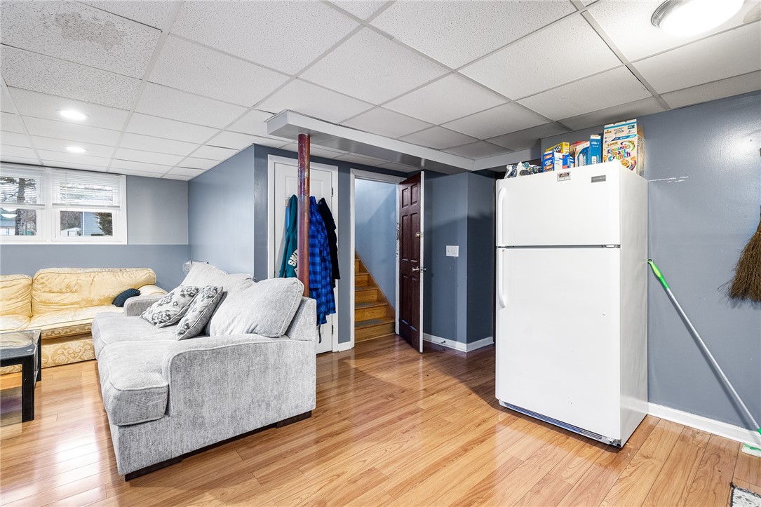 8 Arrowhead Trail Smithfield, RI 02917 - Photo 25 of 37