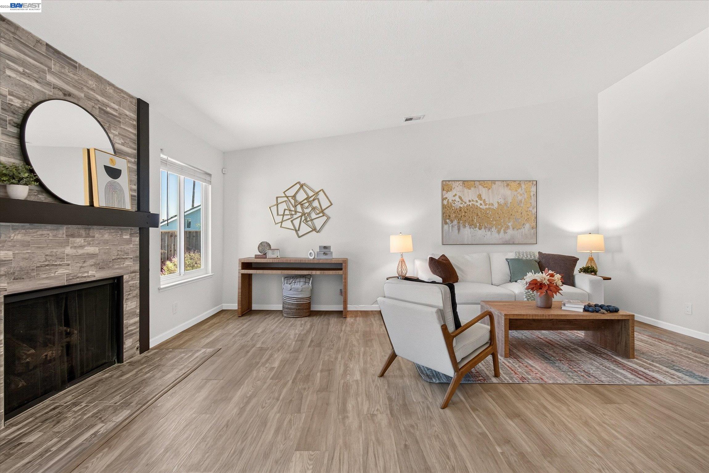 295 Iris Road Hercules, CA 94547 - Photo 3 of 31