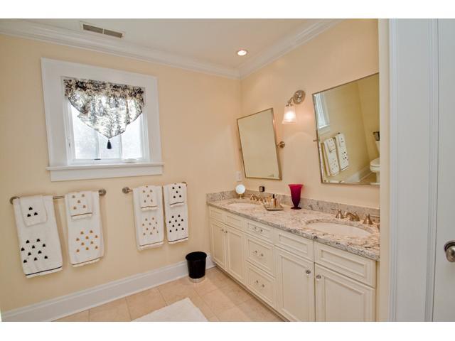 156 South Remington Road Columbus, OH 43209 - Photo 9 of 18