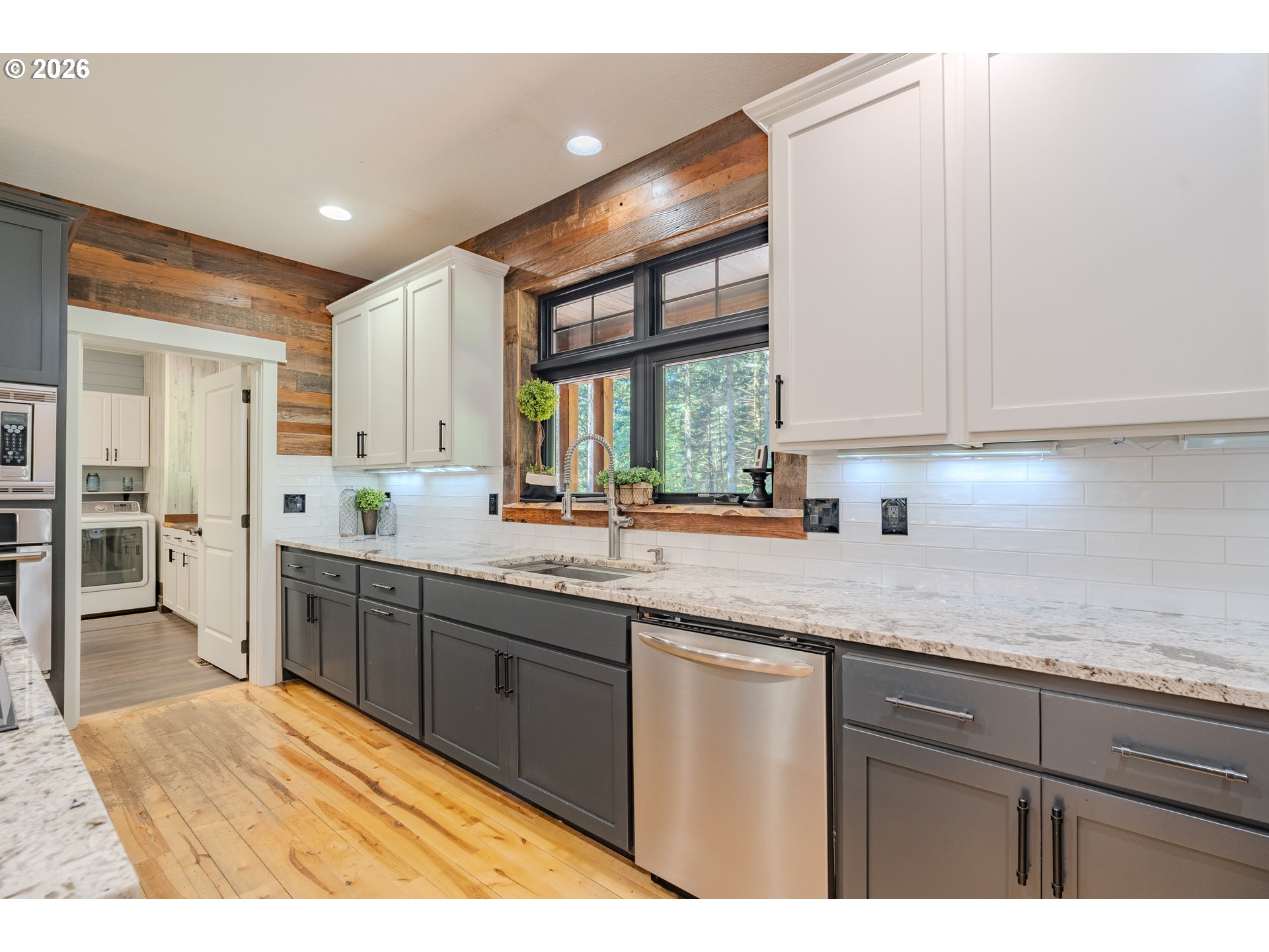 28420 Northeast 61st Street Camas, WA 98607 - Photo 13 of 48