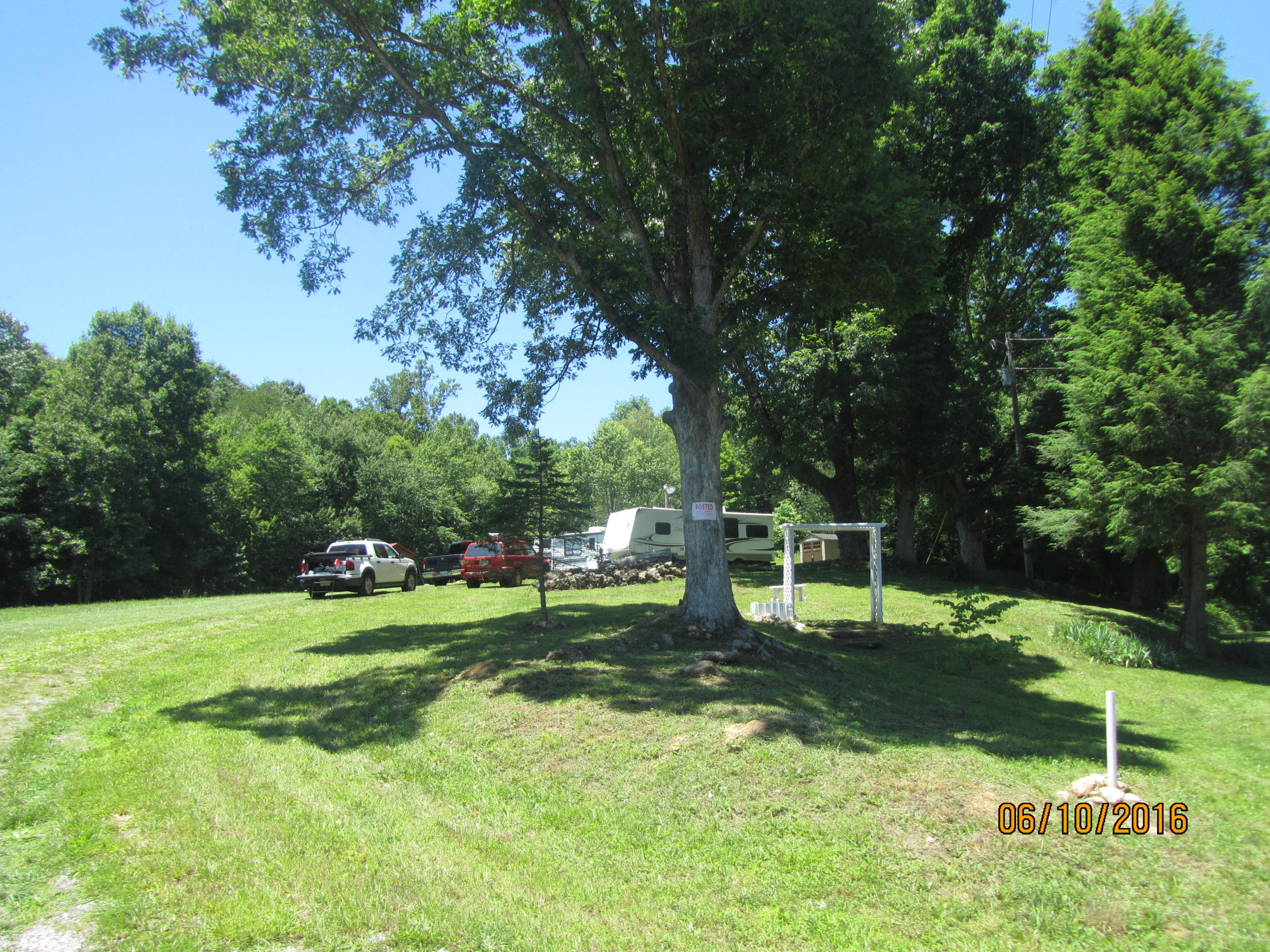 189 Jim Davis Road Tellico Plains, TN 37385 - Photo 1 of 34 IMG_3756