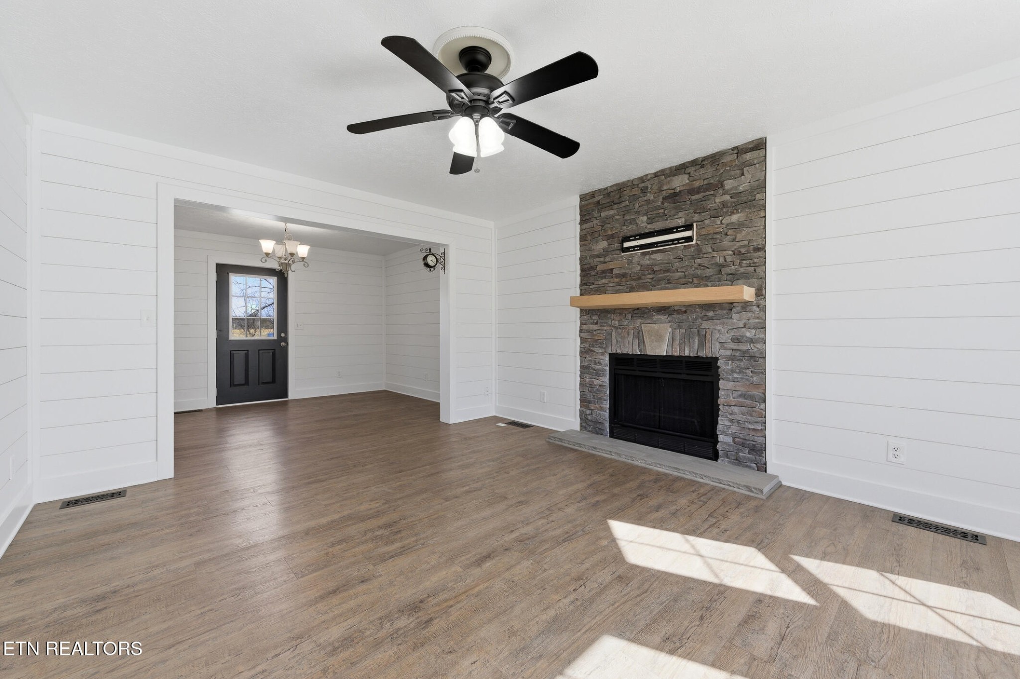 127 Pheasant Road Clinton, TN 37716 - Photo 15 of 54 Gallery Image 15