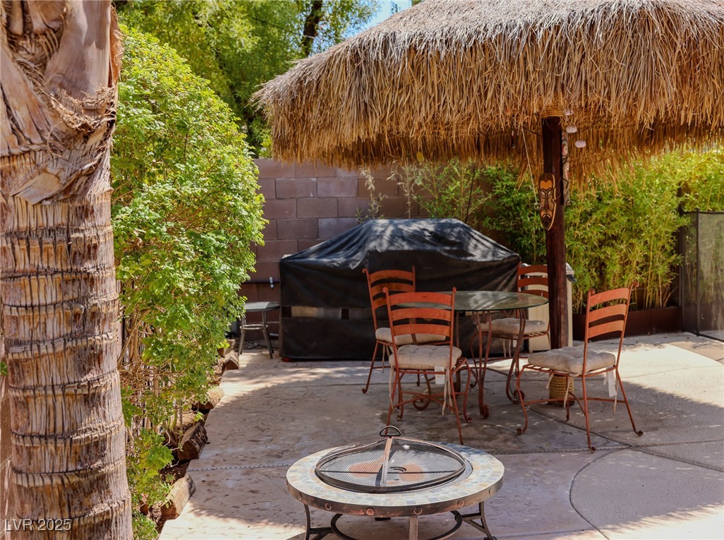 212 Malcolm Street Henderson, NV 89074 - Photo 5 of 47 View of patio featuring grilling area