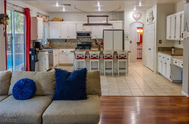 $564,900 | 212 Malcolm Street, Henderson, NV 89074