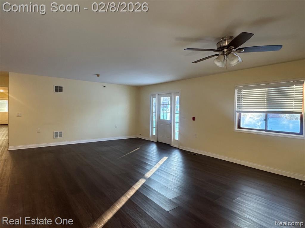 1510 Hampstead Lane Rochester Hills, MI 48309 - Photo 5 of 15