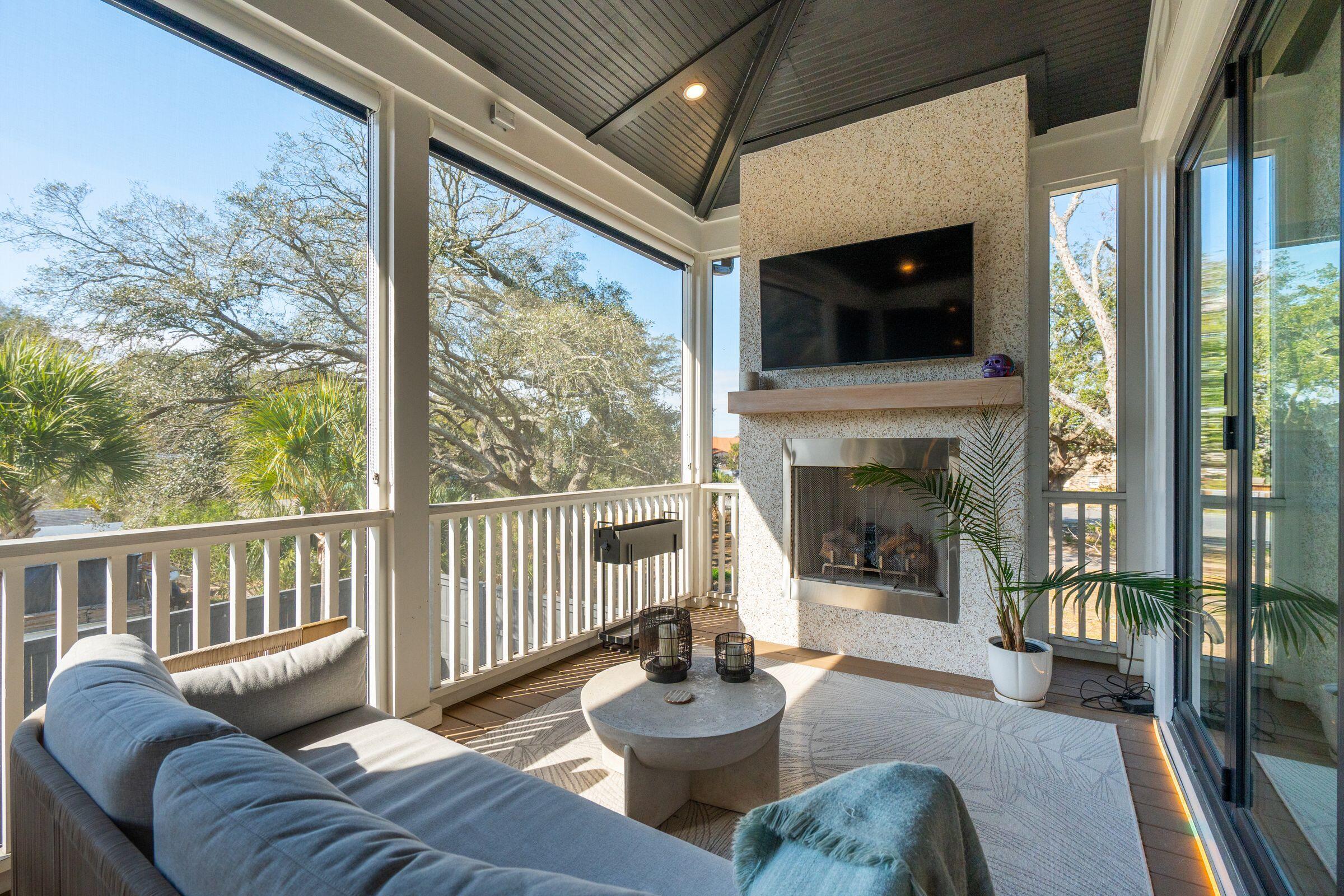 121 Simmons Street Mount Pleasant, SC 29464 - Photo 24 of 65 121SimmonsSt-KeenEyeMarketing-078