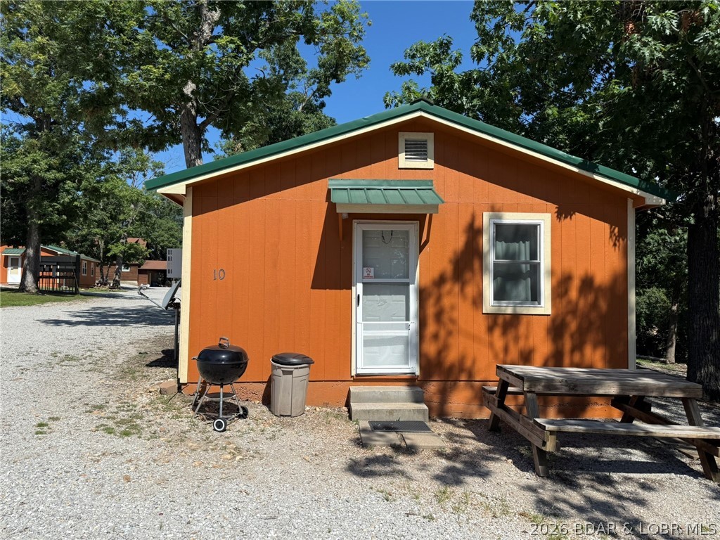 29794 Liars Loop Warsaw, MO 65355 - Photo 1 of 16
