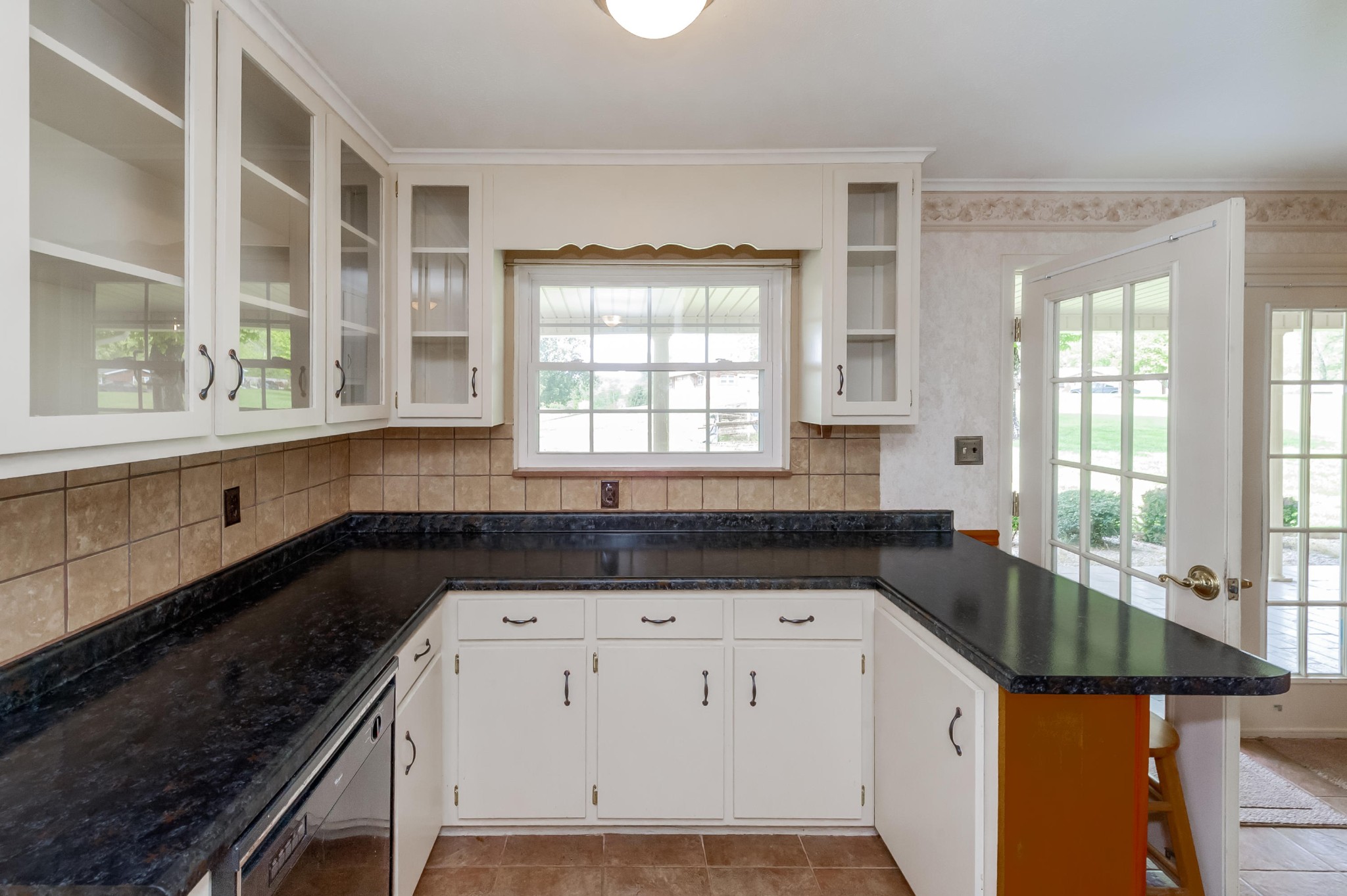 105 Lake Road Harriman, TN 37748 - Photo 8 of 28 Gallery Image 8