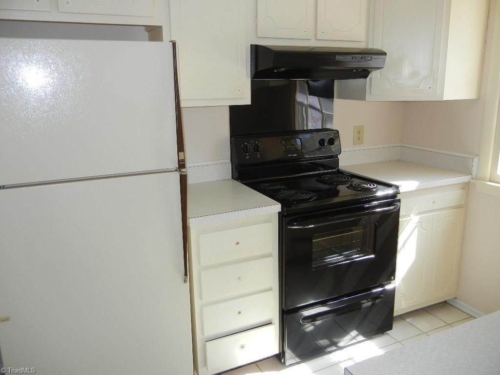 2910 St Marks Road Southwest, Unit B Winston-Salem, NC 27103 - Photo 3 of 10 Gallery Image 3
