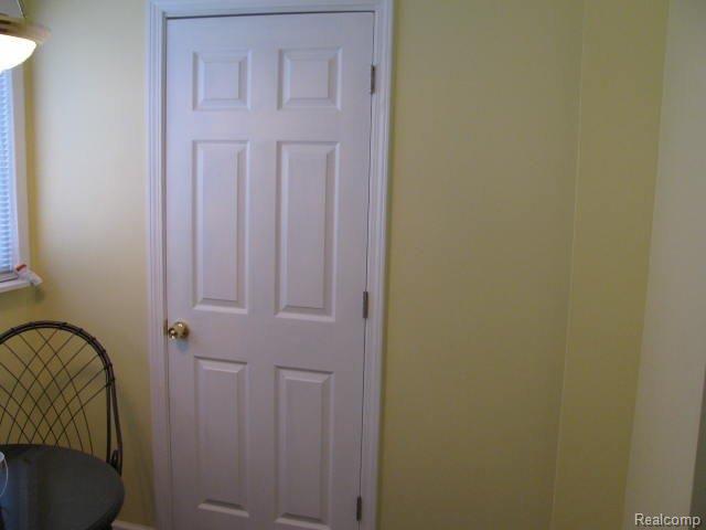 2415 Harrison Avenue Rochester, MI 48307 - Photo 14 of 21 Furnace, HWT, Crawl