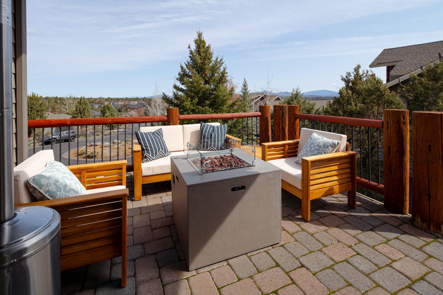 2278 Hawk Owl Court Redmond, OR 97756 - Photo 44 of 80 2278-500
