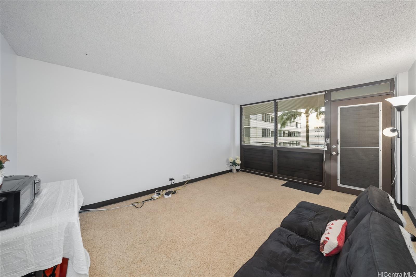 425 Ena Road, Unit B602 Honolulu, HI 96815 - Photo 5 of 16