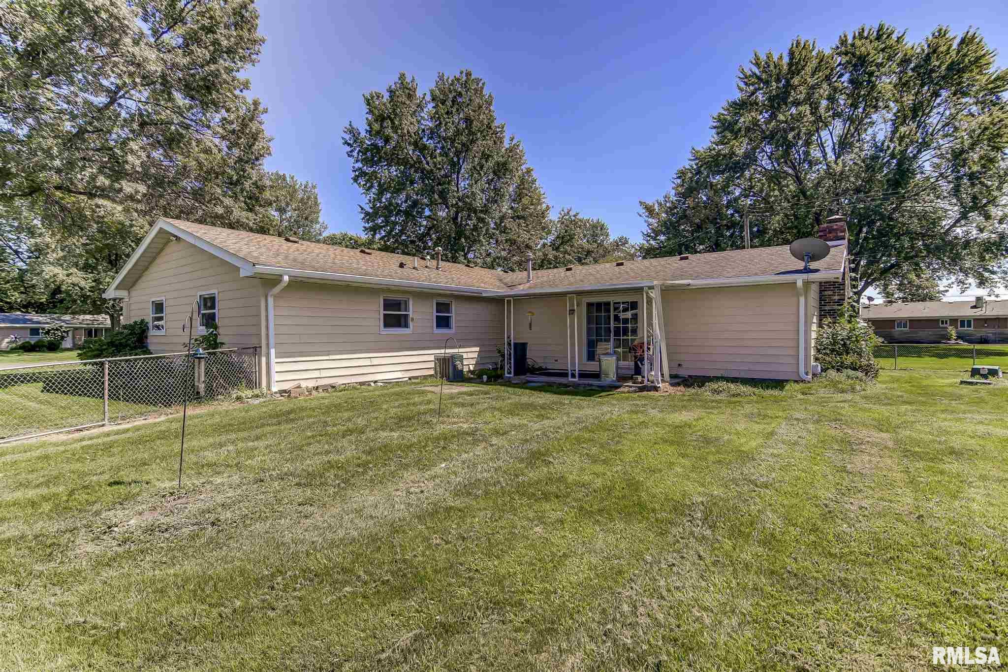 953 Flossmore Drive Springfield, IL 62711 - Photo 16 of 18 Gallery Image 16