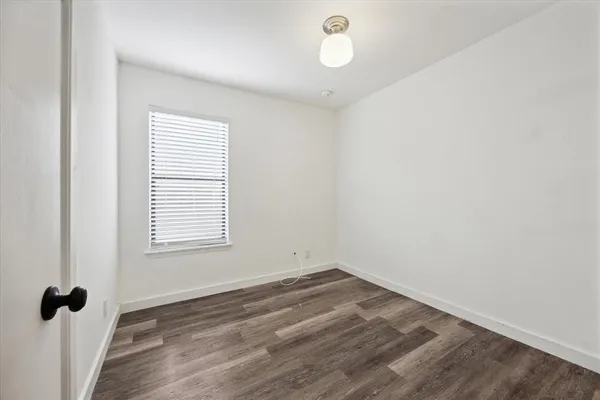 $2,250 | 300 Tilbury Lane, Austin, TX 78745