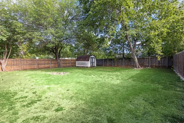 $2,250 | 300 Tilbury Lane, Austin, TX 78745