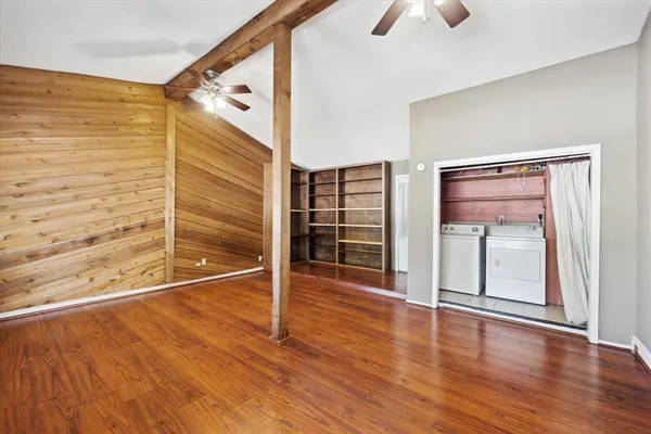$2,250 | 300 Tilbury Lane, Austin, TX 78745