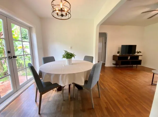 $3,950 | 4619 Southwest 10th Street, Miami, FL 33134