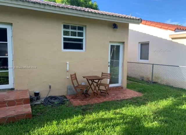 $3,950 | 4619 Southwest 10th Street, Miami, FL 33134