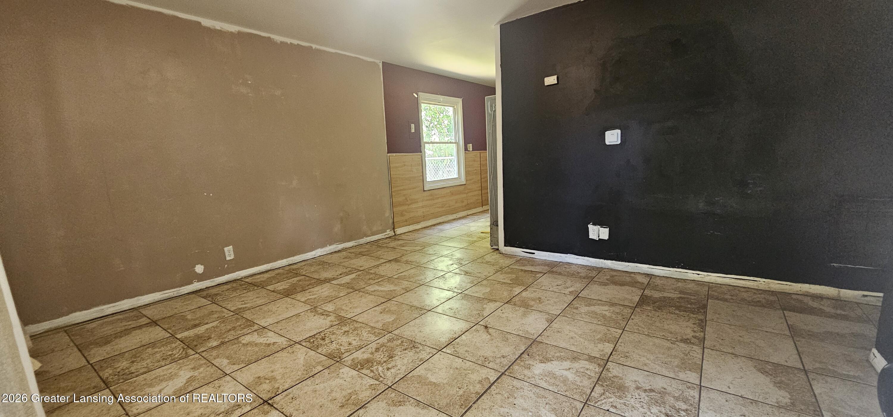 3921 Ingham Street Lansing, MI 48911 - Photo 3 of 11 20260701_140635