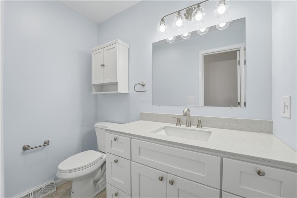 909 Apache Trail Mercer, PA 16137 - Photo 15 of 39 Main floor half bath