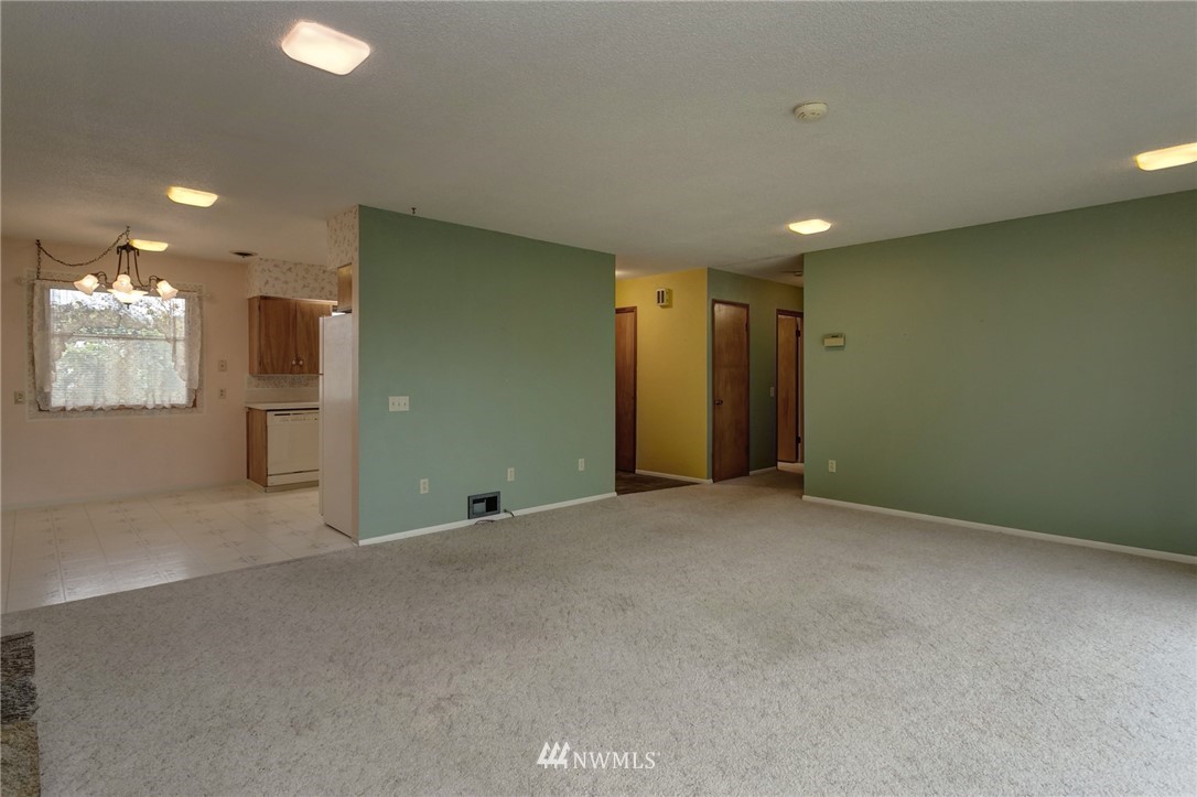 4700 Wynn Road Bellingham, WA 98226 - Photo 11 of 21