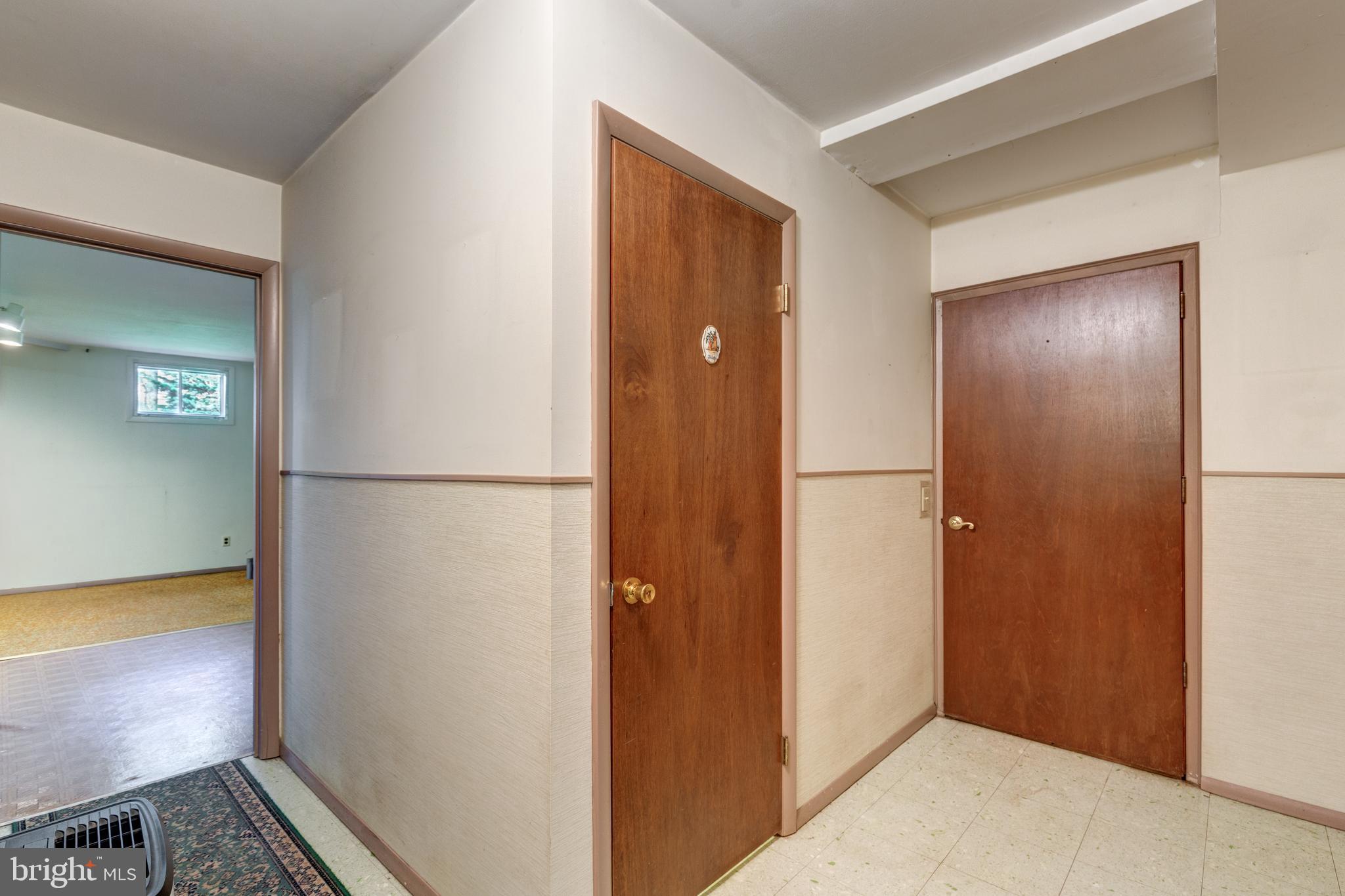 4300 Maple Grove Road Hampstead, MD 21074 - Photo 25 of 58 lower level