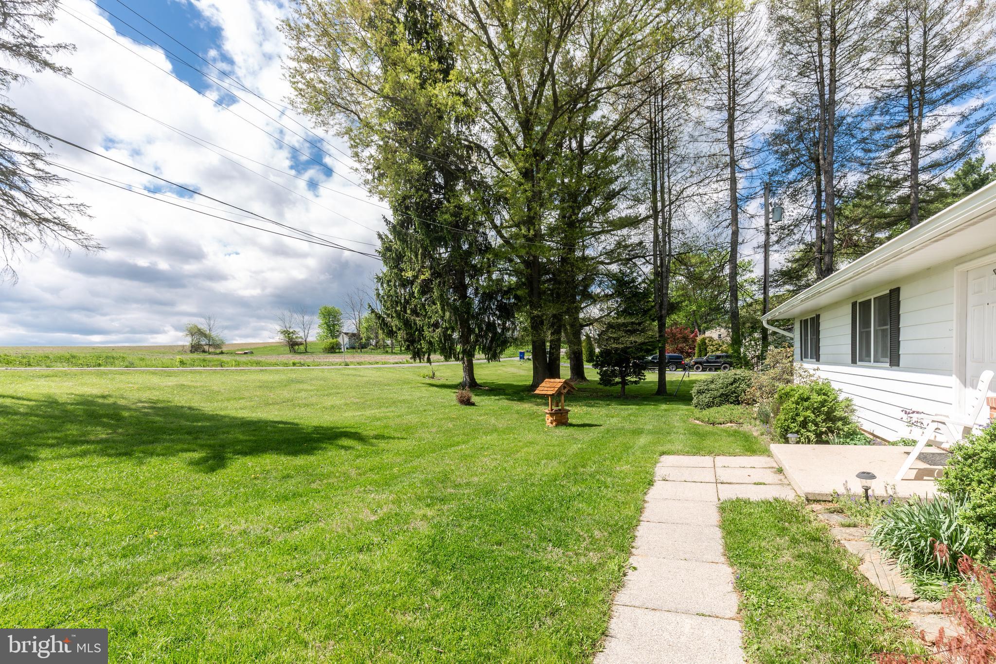 4300 Maple Grove Road Hampstead, MD 21074 - Photo 58 of 58 a view of a backyard with a garden