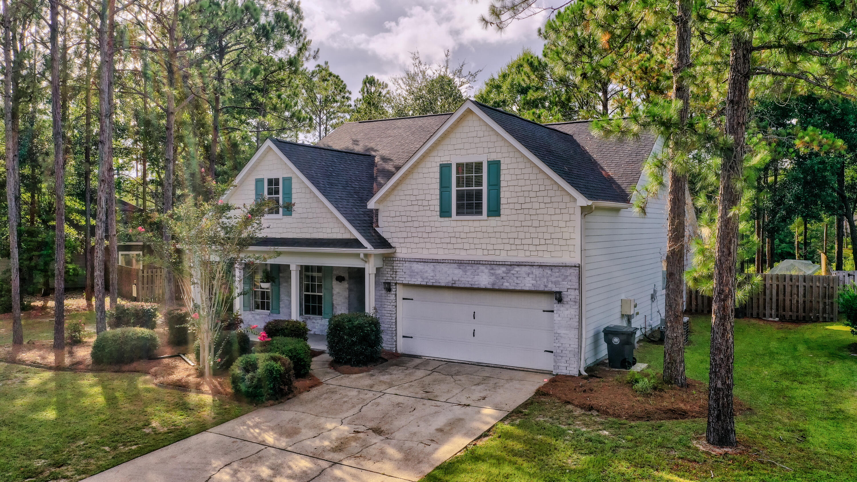 401 Symphony Way Freeport, FL 32439 - Photo 1 of 14 BHHB-1