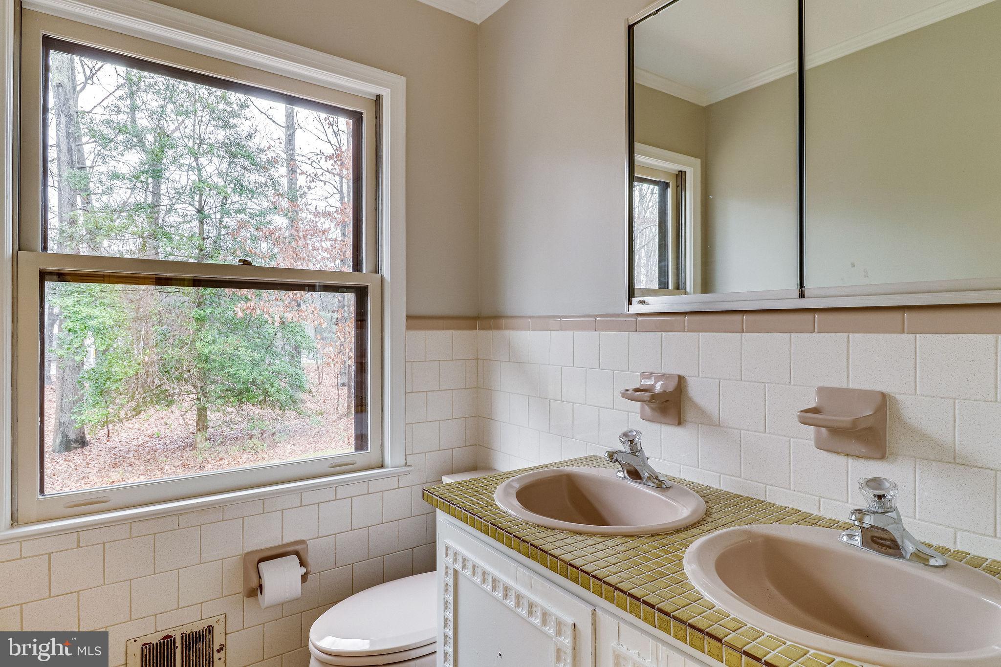 2030 Hunter Mill Road Vienna, VA 22181 - Photo 69 of 88 Full bathroom with shower